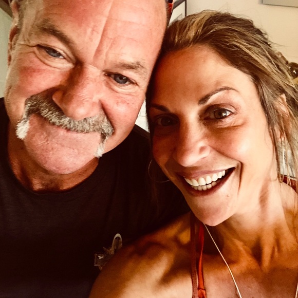 🌼🦋MEET YOUR POSHER🦋🌼 - Picture 7 of 8